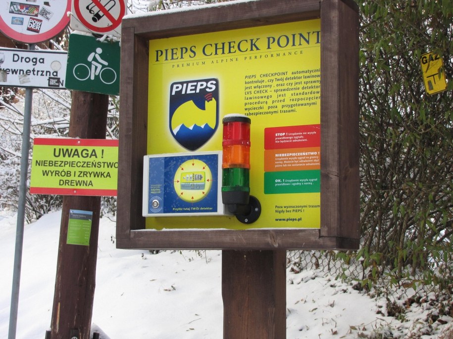 Tak wygląda urządzenie sprawdzające detektory lawinowe /Maciej Pałahicki /RMF FM