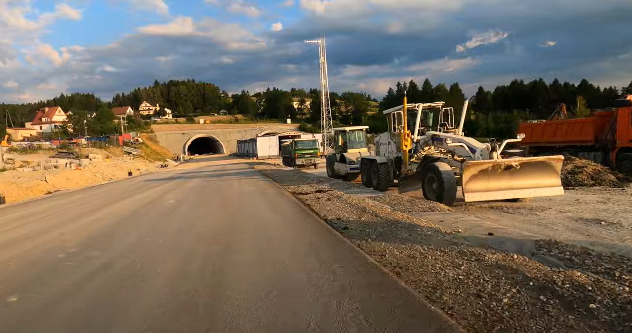 Tak wygląda wjazd do tunelu od strony Krakowa /