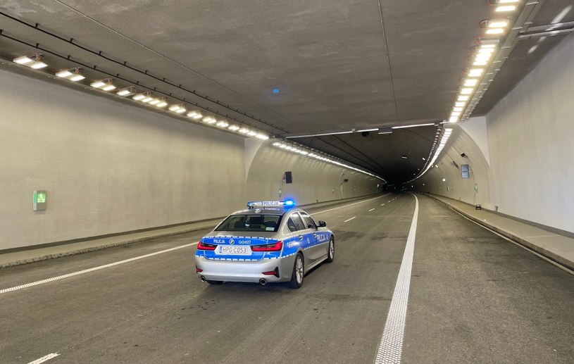 Tak wygląda wnętrze tunelu na Zakopiance /Marek Wicher    /INTERIA.PL