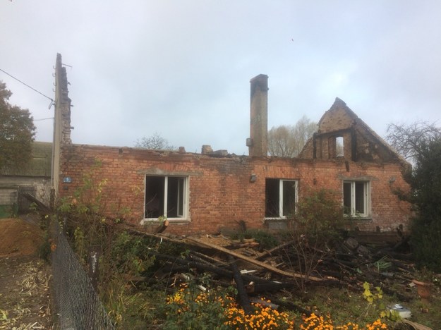 Tak wyglądają ruiny domu rodziny z Wydartowa /Mateusz Chłystun /RMF FM