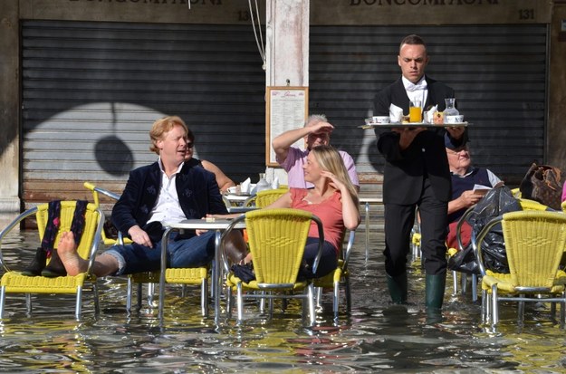 Tak wyglądał plac Świętego Marka 5 listopada. Woda zalała historyczną część Wenecji /ANDREA MEROLA /PAP/EPA