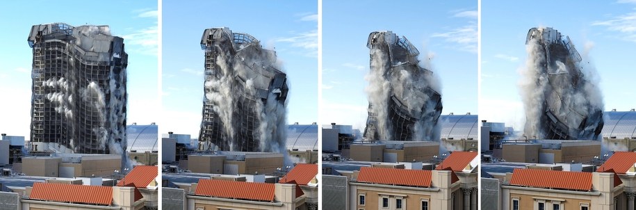 Tak wyglądało wyburzenie kasyna uchwycone na zdjęciach /Peter Foley /PAP/EPA