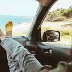 inwalida Taka pozycja w czasie podróży jest niebezpieczna. Może skończyć się kalectwem lub śmiercią