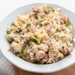 Taką sałatkę robię, gdy goście stoją już w drzwiach. Prosta i tania