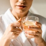 Taka woda z samego rana działa jak naturalny eliksir zdrowia. Spróbuj trzech dodatków