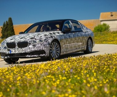 Takie będzie nowe BMW 7. Samo wjedzie do garażu!