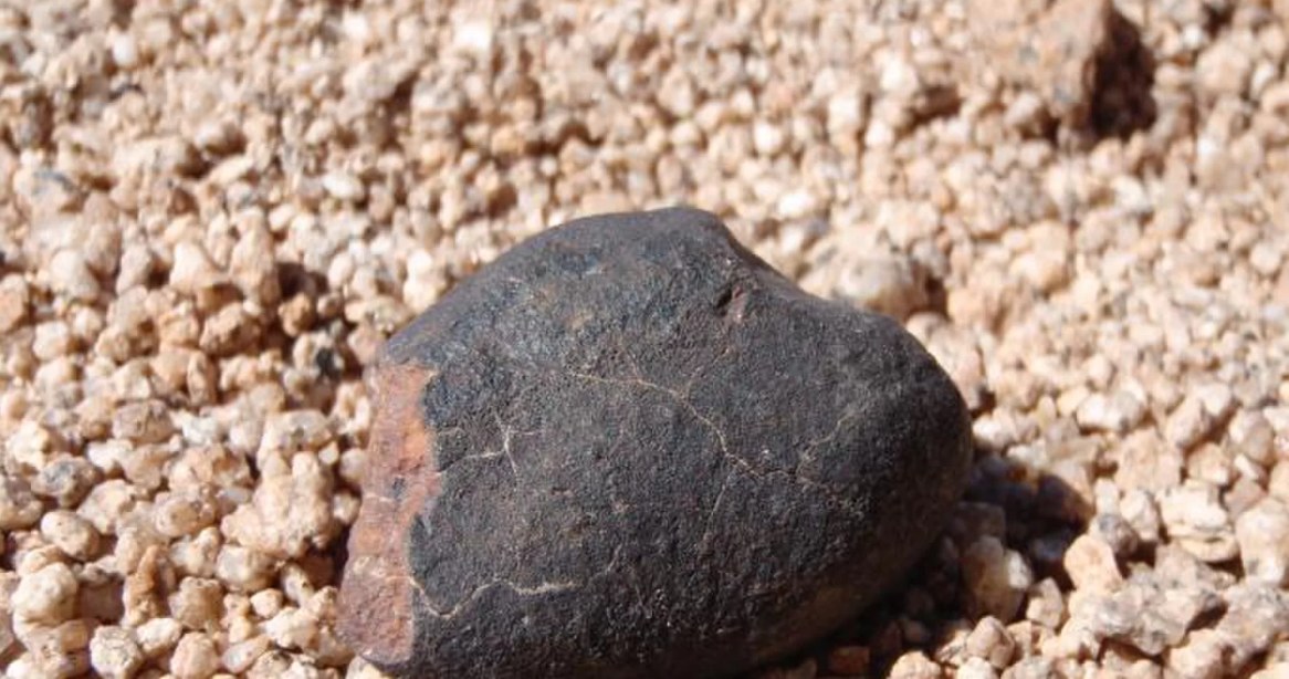Takie meteoryty można znaleźć na pustyni Atakama /materiały prasowe
