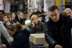 Takie sceny rozgrywały się w piątek w moskiewskim sklepie IKEA: