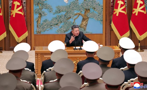 Takiego spotkania jeszcze nie było. Kim Dzong Un mówił o "niezdobytej twierdzy"