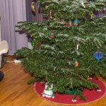 Takiego stojaka na choinkę nie kupuj. Będzie niestabilny i niepraktyczny