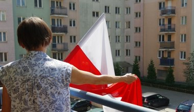 Takiej flagi nie wywieszaj na 11 listopada. Grozi ci spory mandat