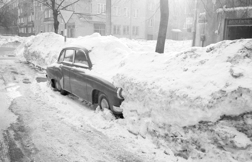 Takiej zimy nikt się nie spodziewał. Sparaliżowała całą Polskę