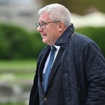 Takim majątkiem może się pochwalić Ryszard Czarnecki. Jedno auto, duże oszczędności, kilka nieruchomości