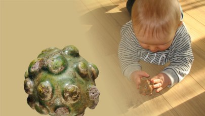 Takimi grzechotkami bawiły się dzieci blisko tysiąc lat temu