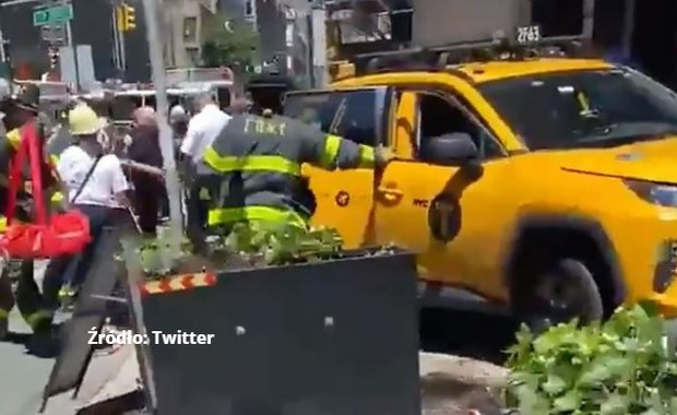 Taksówkarz wjechał w grupę ludzi w Nowym Jorku. 6 osób rannych