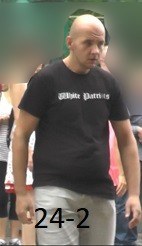 Także ten mężczyzna jest poszukiwany /Policja