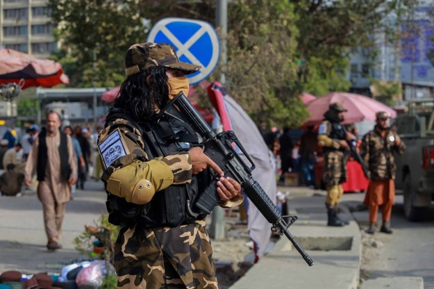 Talibowie przejęli władzę w Afganistanie w sierpniu 2021 r. /STRINGER /PAP/EPA
