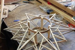 Tam rodzą się gwiazdy betlejemskie. Krzczonów w Małopolsce stolicą kolędników