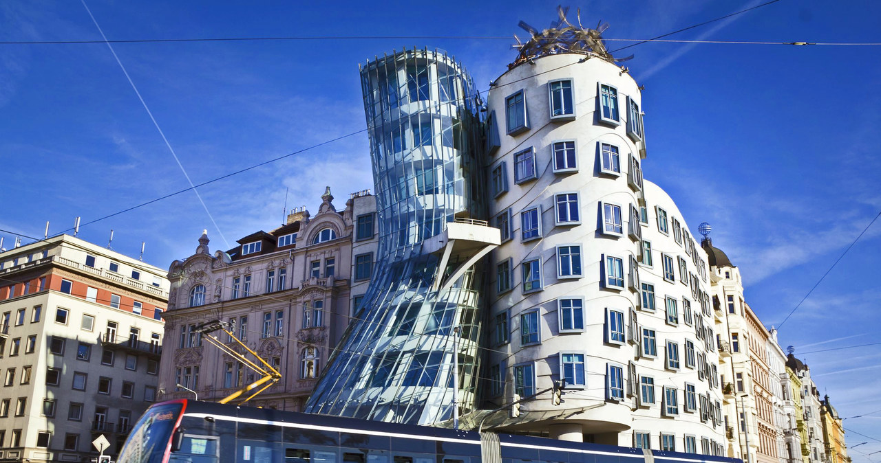 "Tańczący dom" w Pradze /Krisztian Miklosy /123RF/PICSEL