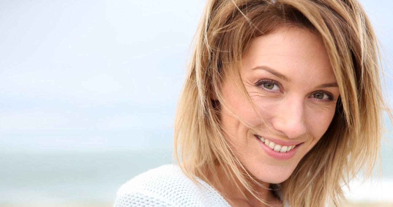 Tania maść z apteki pomaga wygładzić zmarszczki i zmiękczyć suchą skórę twarzy /123RF/PICSEL