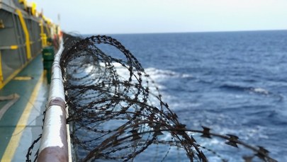 Tankowiec z Polakiem na pokładzie w rękach piratów. Los załogi niepewny