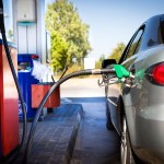 Tańsze paliwo dłużej na stacjach. Orlen, BP i Moya rozdają rabaty