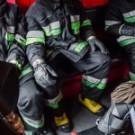 Tańsze paliwo, przejazdy i ubezpieczenia. Nowe przywileje dla strażaków