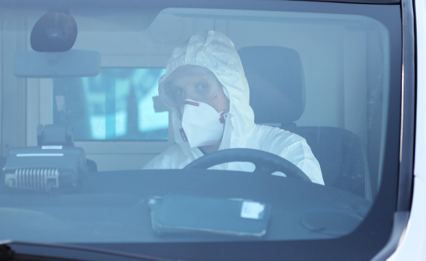 „Tarcza antyepidemiologiczna”. Rząd chce zwiększyć liczebność personelu medycznego