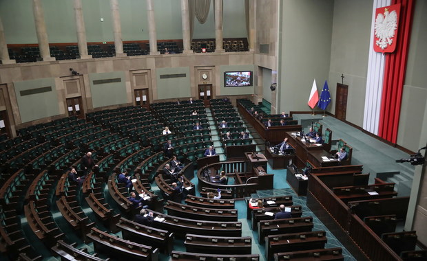 Tarcza antykryzysowa 2.0 przyjęta przez Sejm. Co zyskają przedsiębiorcy?