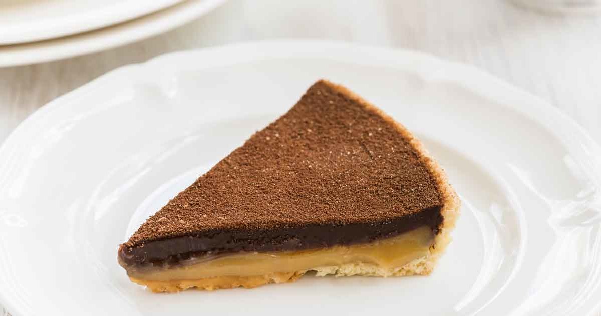 Tarta czekoladowo-karmelowa /123RF/PICSEL