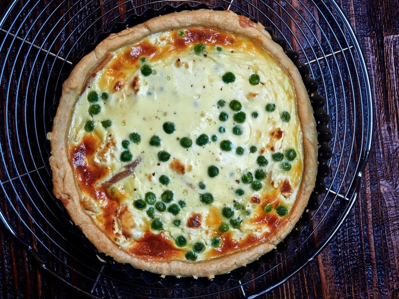 Tarta z groszkiem /123RF/PICSEL