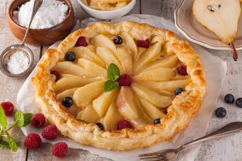 Tarta z gruszkami /123RF/PICSEL
