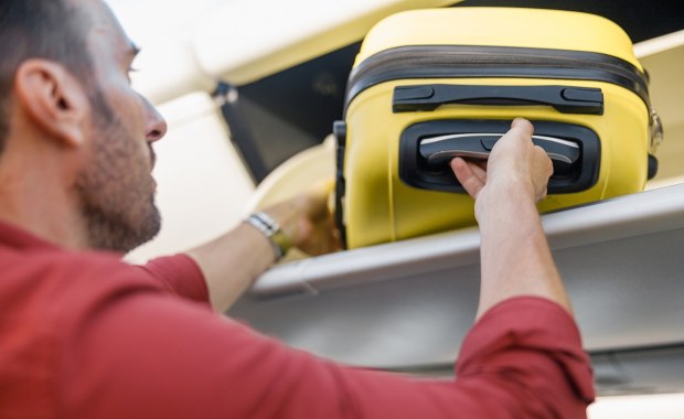 Taryfa bez bagażu podręcznego. Linie lotnicze w ogniu krytyki