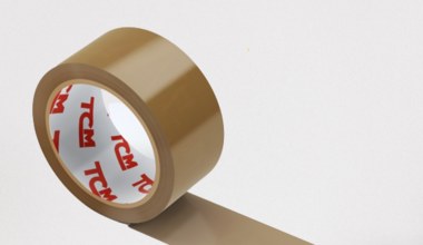 Taśmy pakowe w logistyce – jakie rozwiązania wybierają największe firmy?