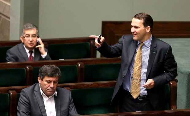 Taśmy "Wprost": Sikorski zawiadamia prokuraturę o grupie przestępczej