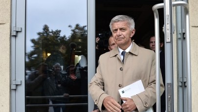 Taśmy "Wprost": Umorzone śledztwo ws. rozmowy Sienkiewicz-Belka