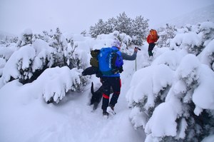 Tatry: Ratownicy TOPR uratowali dwie grupy turystów