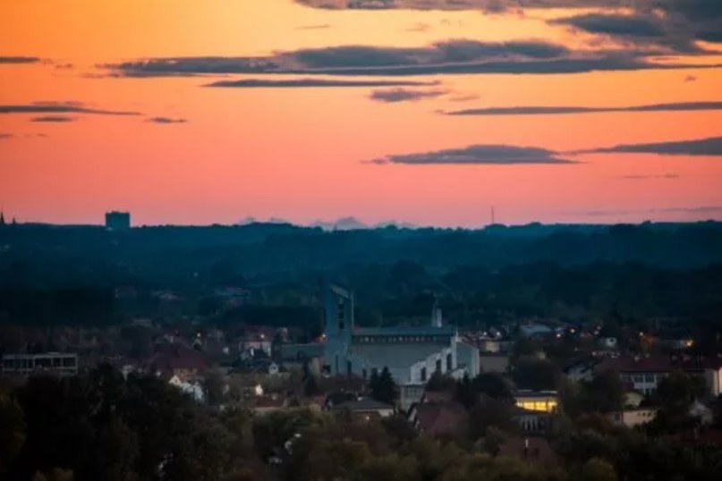 Tatry z sandomierskich Gór Pieprzowych /dalekieobserwacje.eu /