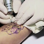 Tatuaż na rok - idealne rozwiązanie dla niezdecydowanych