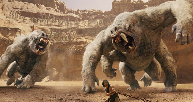 Taylor Kitsch w scenie z filmu "John Carter" /materiały dystrybutora