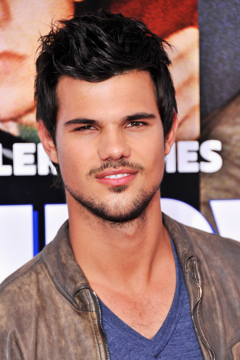 Taylor Lautner był ponoć widziany w klubie gejowskim /Stephen Lovekin /Getty Images