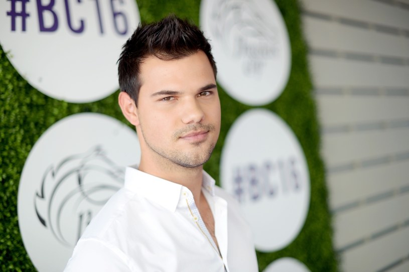 Taylor Lautner /Charley Gallay /Getty Images