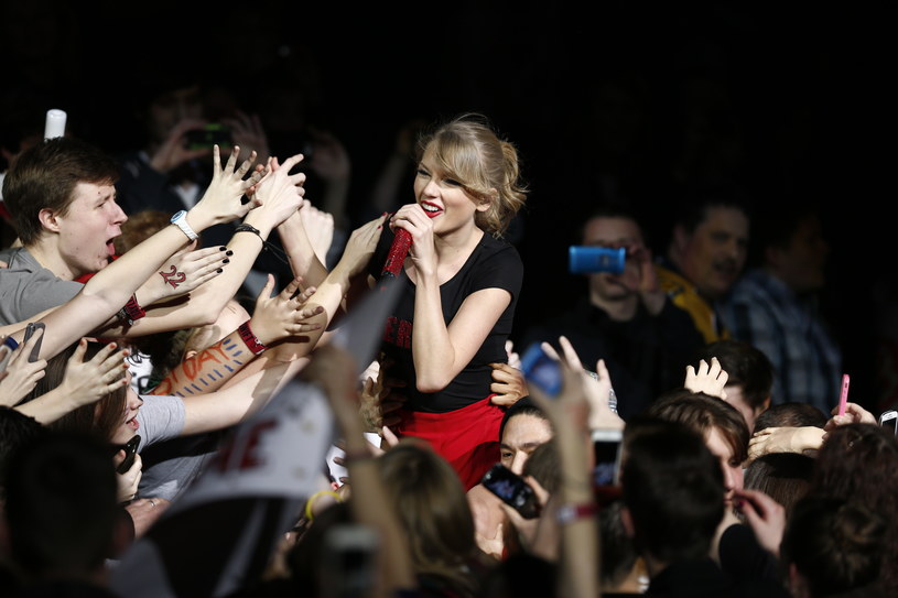 Taylor Swift i fani /Andreas Rentz /Getty Images