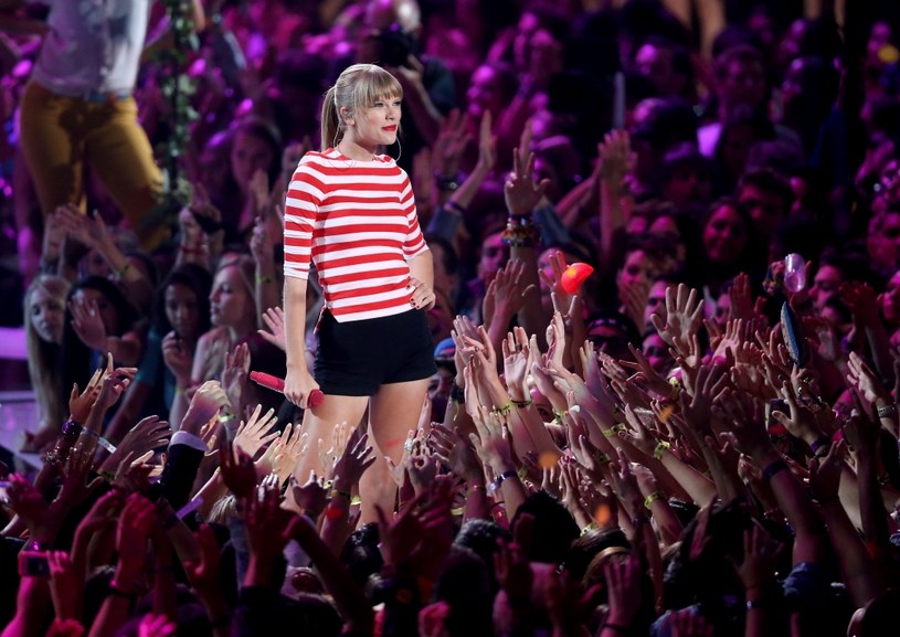 Taylor Swift i fani /Christopher Polk /Getty Images