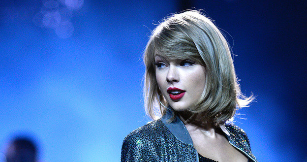 Taylor Swift jest w tarapatach? /Sascha Steinbach /Getty Images