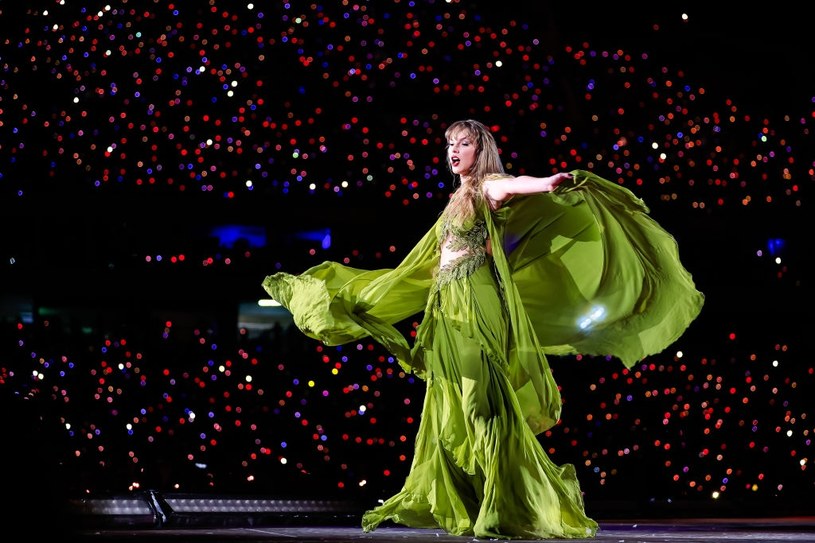 Taylor Swift w trakcie koncertu wykonuje ponad 40 utworór /Buda Mendes/TAS23/Getty Images for TAS Rights Management /Getty Images
