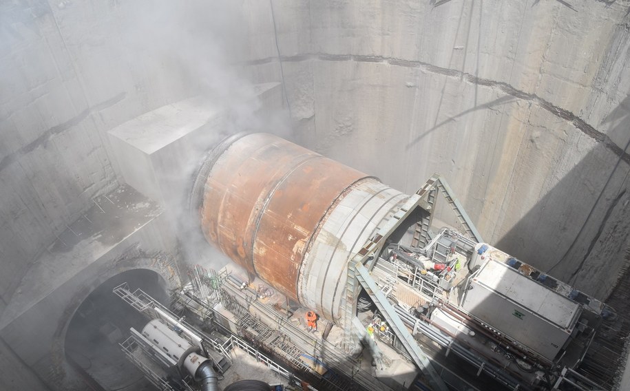 TBM Faustyna rozpoczęła drążenie drugiego tunelu na trasie Łódź Fabryczna – Kaliska/Żabieniec /PKP PLK /Materiały prasowe