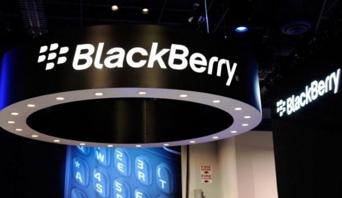 TCL marką Blackberry chce konkurować z najlepszymi /AFP