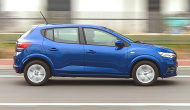 Te 8,9-letnie samochody używane lepiej omijać. Na liście także auta premium