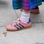 Te buty będą absolutnym hitem jesieni 2025. Jak je stylizować? 